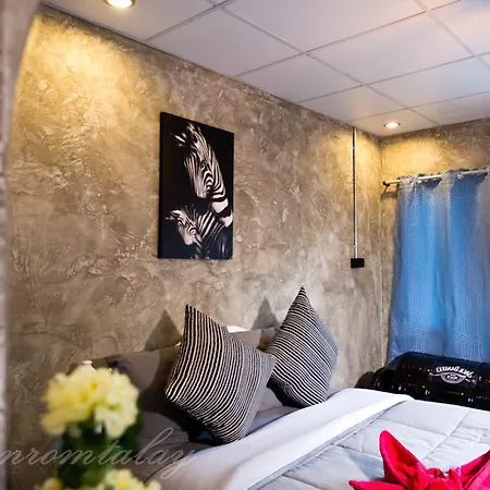Baan Rom Talay-3